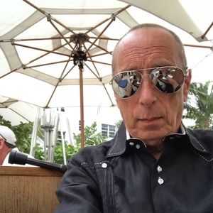 Meet your Posher, Sigmund